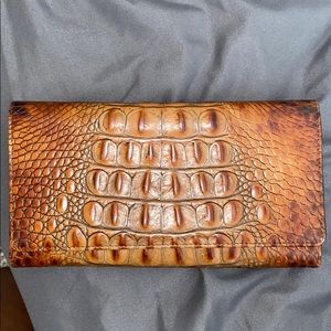 Brand new Brahmin wallet